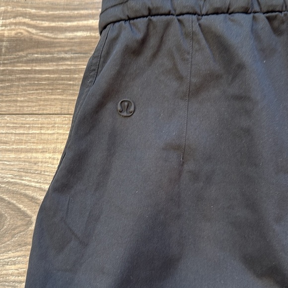 lululemon athletica Black Athletic Shorts size medium - Picture 4 of 4